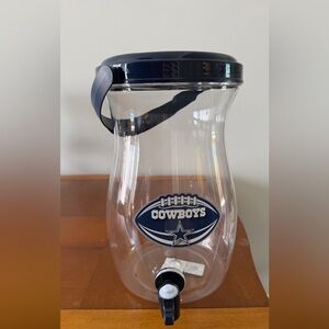 NWT Dallas Cowboys Drink Dispenser - Clear with Navy Lid 132 onz